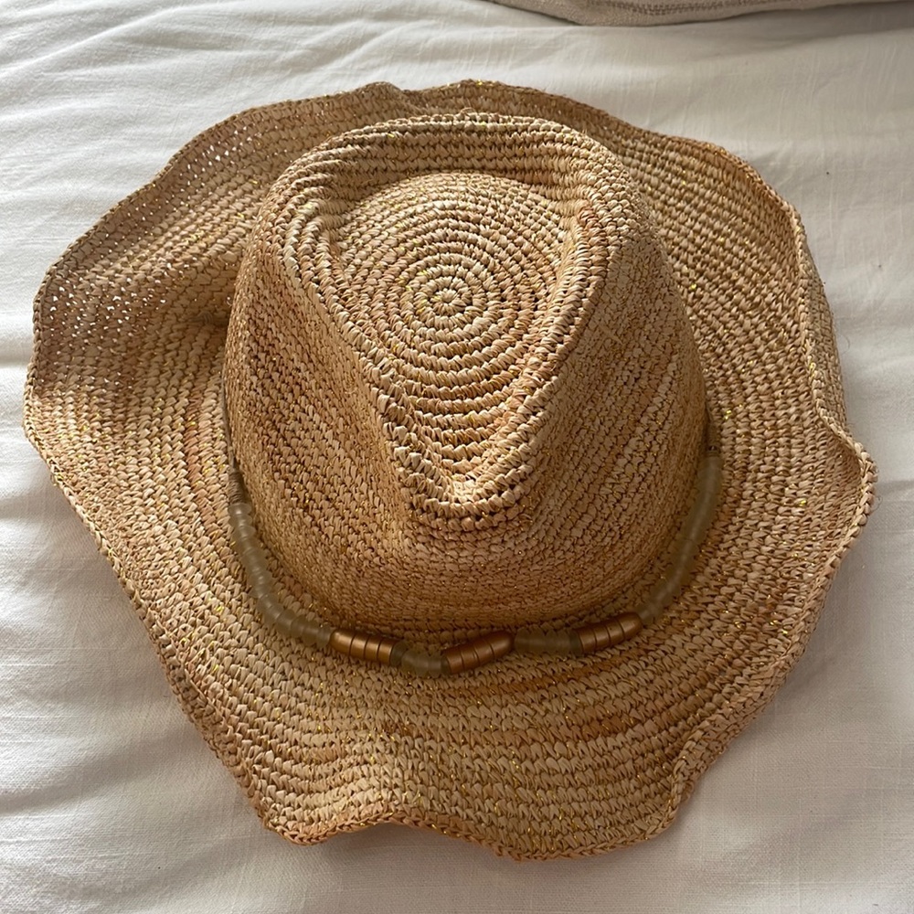 Chrysta Hat by the brand Nikki Beach in the color natural.